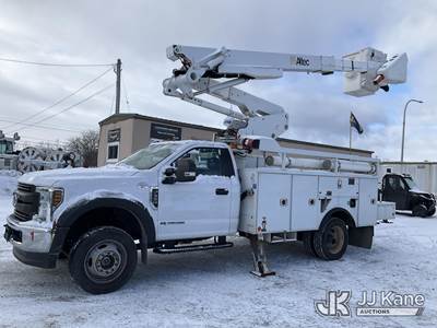 Altec AT41-MH, 46 ft, Articulating & Telescopic Material Handling Bucket Truck