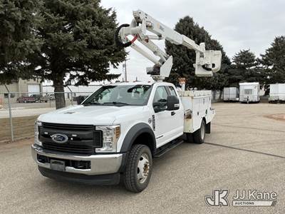 Altec AT37G, 42 ft, Articulating & Telescopic Bucket Truck