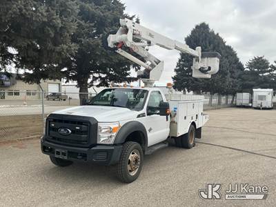 Altec AT37G, 42 ft, Articulating & Telescopic Bucket Truck