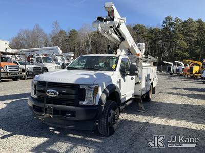 Altec AT41M, 46 ft, Articulating & Telescopic Material Handling Bucket Truck