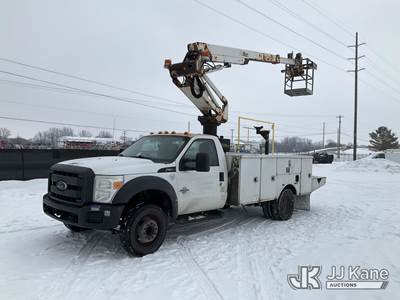 Altec AT235-P, 40 ft, Articulating & Telescopic Non-Insulated Cable Placing Bucket Truck