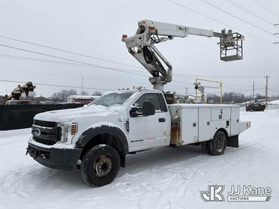 Altec AT235-P, 40 ft, Articulating & Telescopic Non-Insulated Cable Placing Bucket Truck
