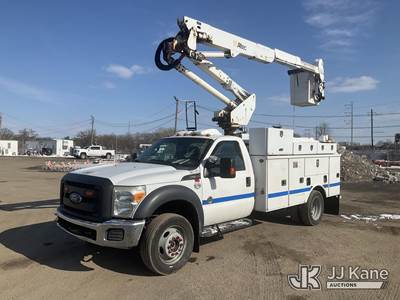 Altec AT37G, 42 ft, Articulating & Telescopic Bucket Truck