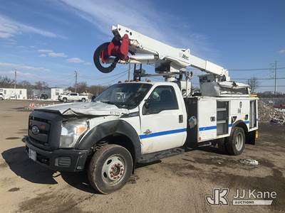 Altec AT40G, 45 ft, Articulating & Telescopic Bucket Truck