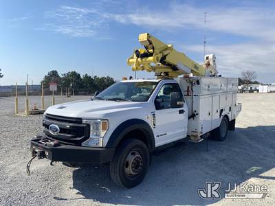 Altec AT41M, 46 ft, Articulating & Telescopic Material Handling Bucket Truck