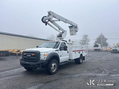 Altec AT40G, 45 ft, Articulating & Telescopic Bucket Truck