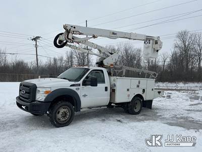 Altec AT40G, 45 ft, Articulating & Telescopic Bucket Truck