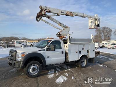 Altec AT37G, 42 ft, Articulating & Telescopic Bucket Truck