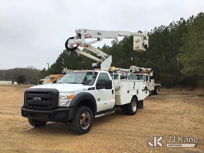 Altec AT37G, 42 ft, Articulating & Telescopic Bucket Truck