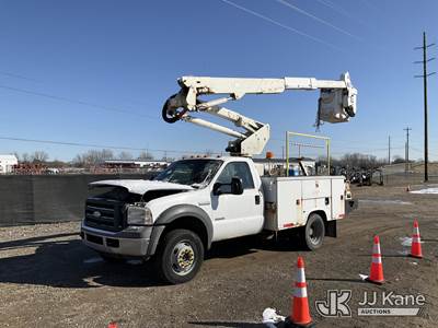 Altec AT37G, 42 ft, Articulating & Telescopic Bucket Truck