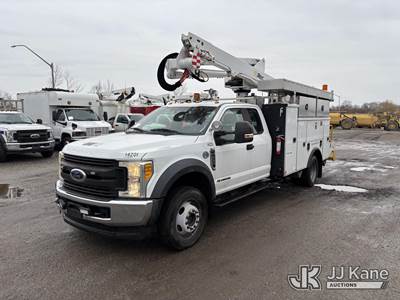 Altec AT40G, 45 ft, Articulating & Telescopic Bucket Truck