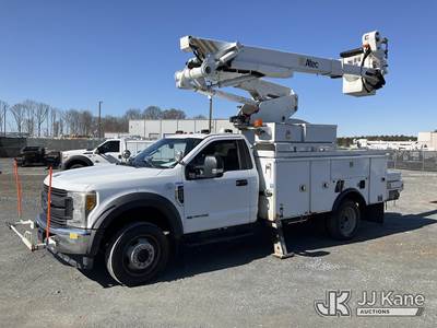 Altec AT41MH, 46 ft, Articulating & Telescopic Material Handling Bucket Truck