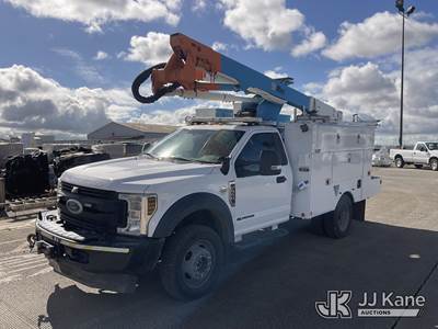 Altec AT40G, 45 ft, Articulating & Telescopic Bucket Truck