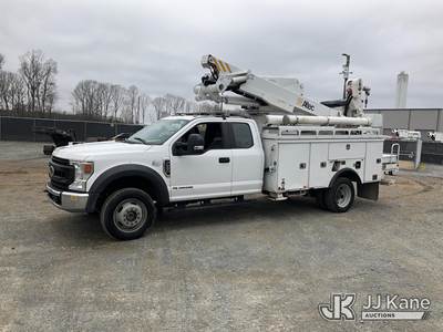 Altec AT41MH, 46 ft, Articulating & Telescopic Material Handling Bucket Truck