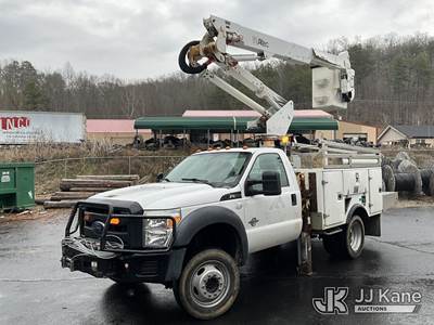 Altec AT37G, 42 ft, Articulating & Telescopic Bucket Truck