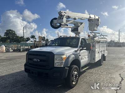 Altec AT40G, 45 ft, Articulating & Telescopic Bucket Truck