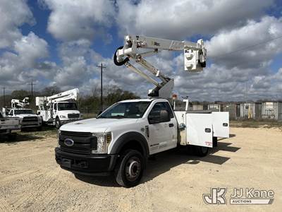 Altec AT37G, 37 ft, Articulating & Telescopic Bucket Truck