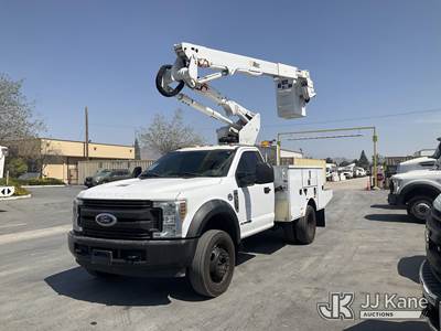 Ford F-550 Boom / Bucket Truck