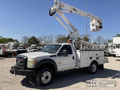 Altec AT37G, 42 ft, Articulating & Telescopic Bucket Truck