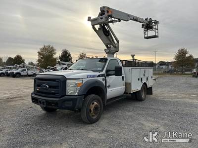 Altec AT235-P, 40 ft, Articulating & Telescopic Non-Insulated Bucket Truck