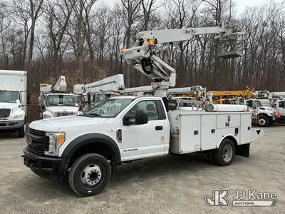 Altec AT235-P, 40 ft, Articulating & Telescopic Non-Insulated Cable Placing Bucket Truck