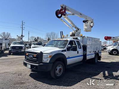 Altec AT40G, 45 ft, Articulating & Telescopic Bucket Truck