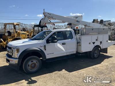 Altec AT40G, 45 ft, Articulating & Telescopic Bucket Truck