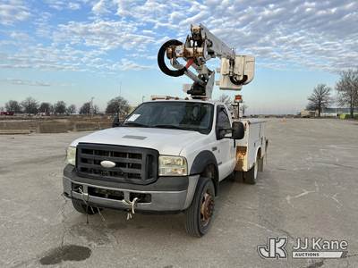 Altec AT37G, 42 ft, Articulating & Telescopic Bucket Truck