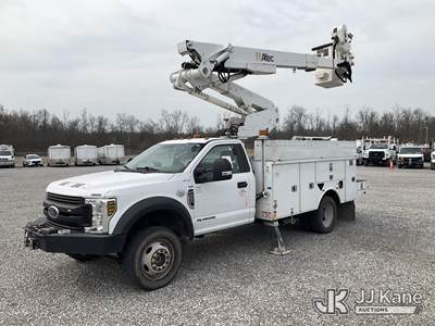 Altec AT41M, 46 ft, Articulating & Telescopic Material Handling Bucket Truck