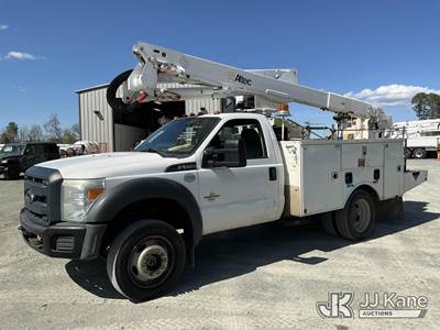 Altec AT40G, 45 ft, Articulating & Telescopic Bucket Truck