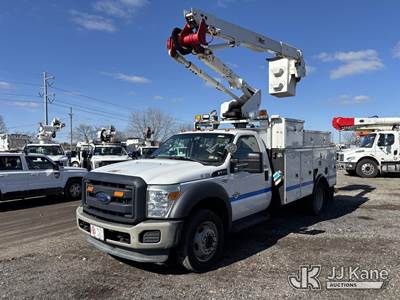 Altec AT40G, 45 ft, Articulating & Telescopic Bucket Truck