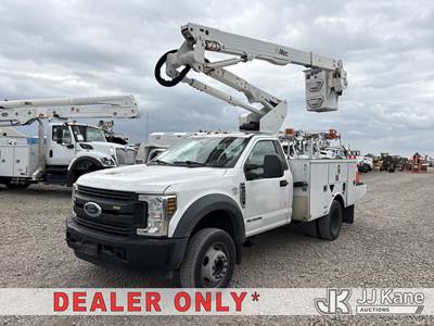 Altec AT40G, 45 ft, Articulating & Telescopic Bucket