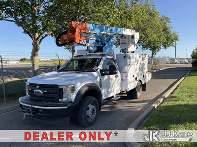 Altec AT40G, 45 ft, Articulating & Telescopic Bucket Truck