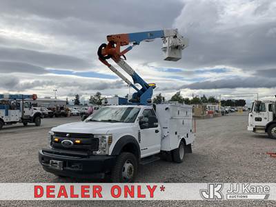 Altec AT40G, 45 ft, Articulating & Telescopic Bucket