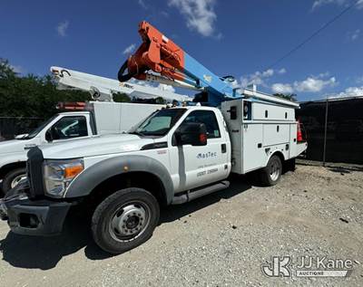 Altec AT37G, 42 ft, Articulating & Telescopic Bucket Truck
