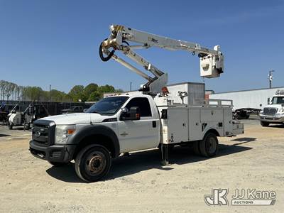 Altec AT37G, 42 ft, Articulating & Telescopic Bucket Truck
