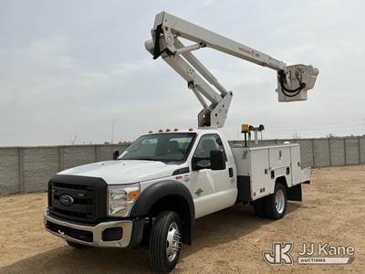 ETI ETO37-IH, 42 ft, Articulating & Telescopic Bucket Truck