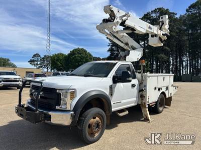 Altec AT37M, 42 ft, Articulating & Telescopic Material Handling Bucket Truck