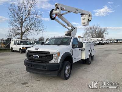 Altec AT40G, 45 ft, Articulating & Telescopic Bucket