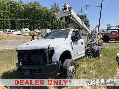 Altec AT235-P, 40 ft, Articulating & Telescopic Non-Insulated Platform Lift