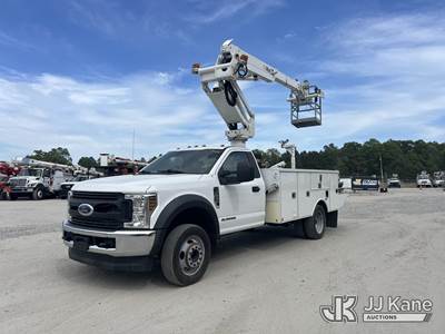 Altec AT235-P, 40 ft, Articulating & Telescopic Non-Insulated Cable Placing Bucket Truck