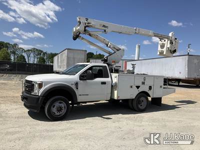 Altec AT37G, 42 ft, Articulating & Telescopic Bucket Truck