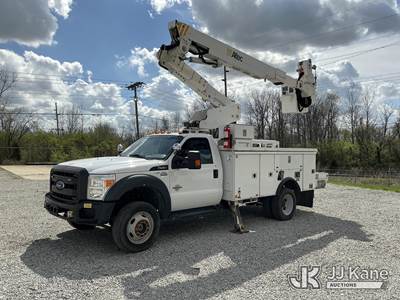 Altec AT40-MH, 45 ft, Articulating & Telescopic Material Handling Bucket Truck