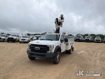 Altec AT40G, 45 ft, Articulating & Telescopic Bucket
