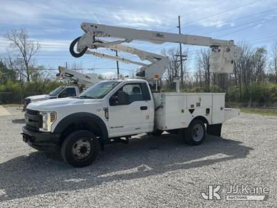 Altec AT40G, 45 ft, Articulating & Telescopic Bucket Truck