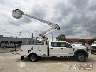 Altec AT37G, 42 ft, Articulating & Telescopic Bucket Truck