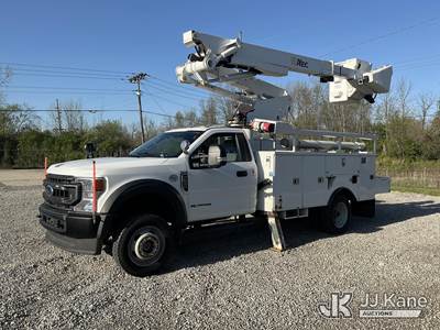Altec AT41M, 46 ft, Articulating & Telescopic Material Handling Bucket Truck
