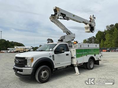 Altec AT40-MH, 45 ft, Articulating & Telescopic Material Handling Bucket Truck