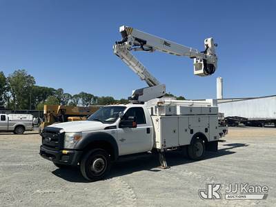 Altec AT40-MH, 45 ft, Articulating & Telescopic Material Handling Bucket Truck