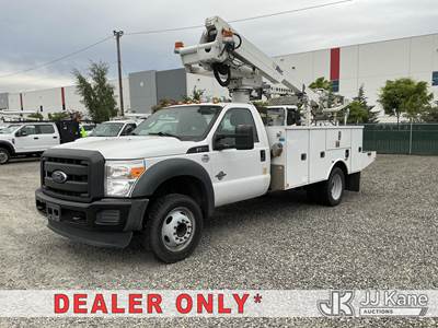 Altec AT235P, 40 ft, Articulating & Telescopic Non-Insulated Cable Placing Bucket Truck